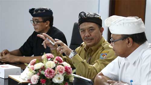 Yusharto-Huntoyungo-di-BRIDA-Bali Kepala BSKDN Yusharto Huntoyungo saat melakukan kunjungan kerja ke Badan Riset dan Inovasi Daerah (BRIDA) Provinsi Bali