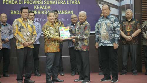 Bupati Asahan Serahkan LKPD kepada BPK Perwakilan Sumut