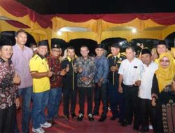 Bupati-Tanah-Datar-Disambut-Arakan-Gandang-Tambua-IKLB-Perawang Bupati Tanah Datar Eka Putra bersama IKLB Perawang, Kabupaten Siak, Riau