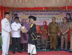 MAN 5 Pasaman Barat Gelar Acara Perpisahan Siswa Kelas XII