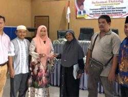 Baznas Serahkan Bantuan Zakat Konsumtif kepada 204 Mustahik di Kinali