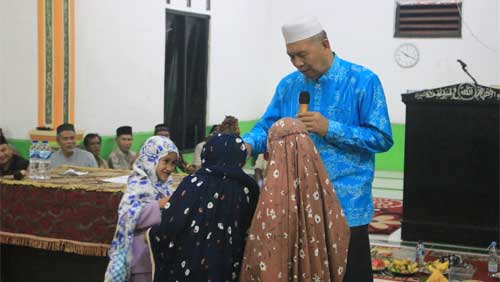 Bupati Pasbar Pimpin Tim Safari Ramadan ke Masjid Istiqlal Lubuk Karak, Kinali