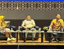 Senator asal Lampung, Bustami Zainudin pada Temu Wicara Pekan Nasional Kontak Tani dan Nelayan Andalan (Penas KTNA) XVI di Kota Padang