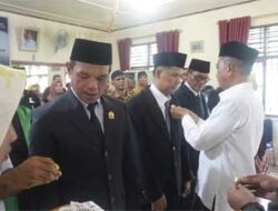 Wabup Pasbar Lantik Bamus Nagari Lembah Binuang Aua Kuniang