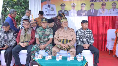 Bupati Asahan Lepas Parade Seni dan Budaya 14 Etnis di PSBD V