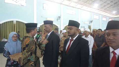 Wabup Pasbar Lantik Anggota Bamus Nagari Ophir