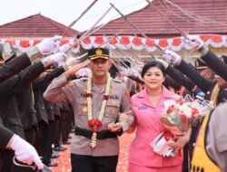 AKBP Teddy Rachesna Disambut dengan Farewell And Wellcome Parade