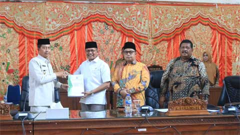 Wabup Risnawanto Sampaikan Nota Pengantar KUA PPAS Pasaman Barat tahun anggaran 2024