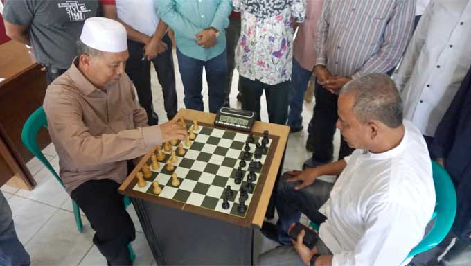 Hamsuardi Buka Kejuaraan Catur Bupati Cup Pasbar