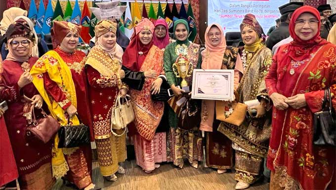 Kader Posyandu Seroja III Air Bangis Raih Juara III Tingkat Provinsi