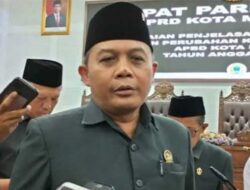 Ketua DPRD Kota Malang, I Made Riandiana Kartika