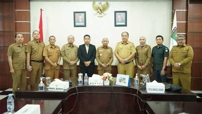 Penandatanganan-NPHD-Asahan Pemkab Asahan bersama Bawaslu Tandatangani Naskah Hibah Pendanaan Pemilu 2024