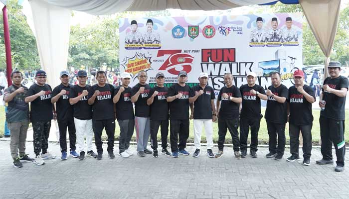 Gerak Jalan Santai Hari Guru Nasional dan HUT PGRI ke-78
