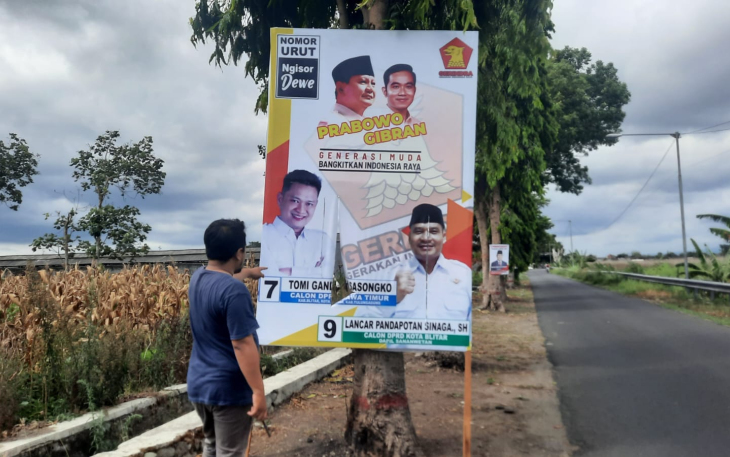 APK Caleg Gerindra di Blitar Dirusak OTK