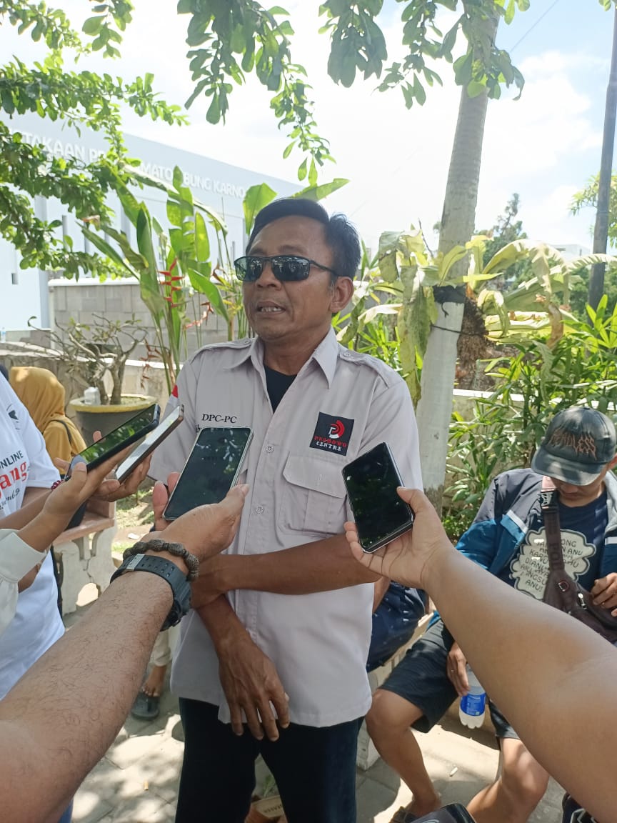 Suhari Suhari, Ketua Prabowo Gibran Center Kabupaten Blitar