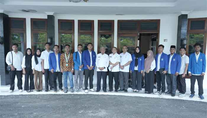 PC PMII Asahan bersama Bupati Surya