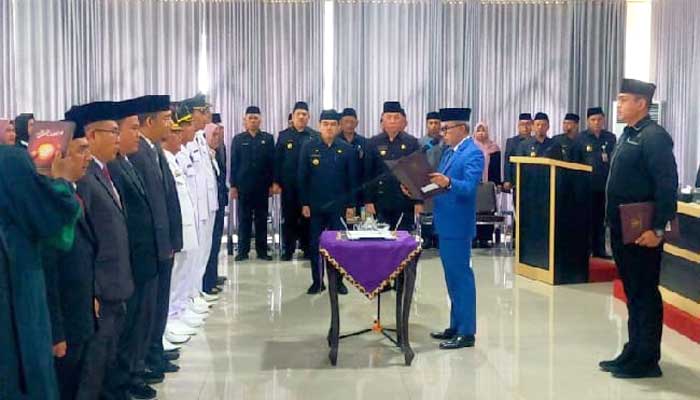 Bupati Way Kanan Lantik Pejabat Pimpinan Tinggi Pratama Eselon II