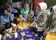 Hamdani-digantu-Kemensos Hamdani terima bantuan Kemensos