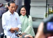 Presiden Jokowi berikan keterangan kepada awak media