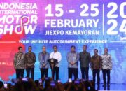 Pembukaan-The-31th-Indonesia-International-Motor-Show-2024 Presiden Jokowi buka The 31th Indonesia International Motor Show (IIMS) 2024, di Jiexpo Jakarta