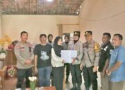 Polres-Blora-Anjangsana-ke-Petugas-KPPS-yang-Sakit Polres Blora Jenguk ke Petugas KPPS yang Sakit