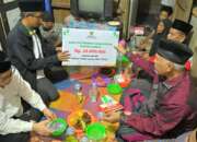 Bantuan-Rehab-Rumah-untuk-Warga-Sungai-Kambut-Dharmasraya Gubernur Sumbar Serahkan Bantuan Rehab Rumah untuk Warga Sungai Kambut Dharmasraya