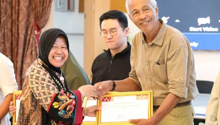 Mensos, Tri Rismaharini pada acara Graduasi Penerima Manfaat Pahlawan Ekonomi Nusantara (PENA)