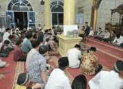 Mahyeldi-Singgah-Sahur-di-Kota-Solok Gubernur Sumbar, Mahyeldi saat Safari Ramadan di Kota Solok