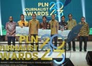 Penyerahan penghargaan PLN Journalist Awards 2023
