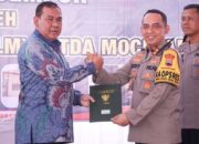 hibah-mapolsek-sempor Kapolda Sulawesi Tenggara, Irjen Pol Teguh Pristiwanto, serahkan hibah Mapolsek Sempor