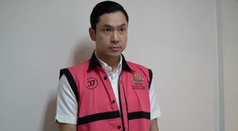 kejakgung-tetapkan-harvey-moeis-suami-dari-aktris-sandra-dewi_240327231522-803 kejakgung tetapkan harvey moeis suami dari aktris sandra dewi 240327231522 803