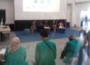 Suasana pers rilis yang dihadiri tokoh dan aktor yang terlibat dalam gelaran Pertunjukan Wayang "Klana Rangga Puspita" di Gedung Malang Create Center