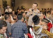 Ahmad-Luthfi-Silaturahmi-Kamtibmas-dengan-Pemerintah-Kota-Salatiga Kapolda Jateng, Irjen Pol Ahmad Luthfi mendapat puisi saat hadiri acara Silaturahmi Kamtibmas dengan Pemerintah Kota Salatiga