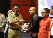 Peluncuran buku panduan SPM di Hotel Bidakara, Jakarta