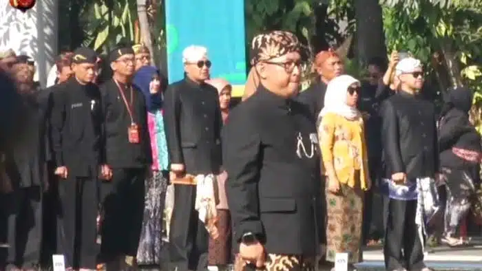 Upacara-Hari-Jadi-ke-79-Provinsi-Jawa-Barat.jpg Kapolda Akhmad Wiyagus Hadiri Upacara Hari Jadi ke-79 Provinsi Jawa Barat