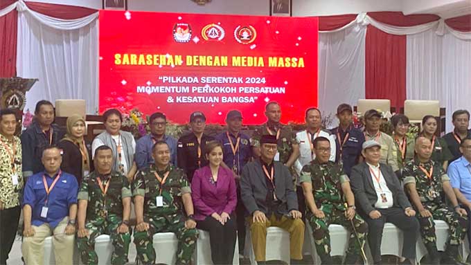 Sarasehan-Media-Massa-2024 Ketua Umum PWI Pusat Zulmansyah Sekedang dalam Sarasehan Media Massa 2024