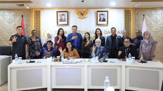 Komite IV DPD RI selenggarakan Rapat Dengar Pendapat Umum (RDPU) dengan Pakar Hukum Perpajakan, Prof. Tjip Ismail.