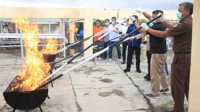 Pemusnahan BB narkoba jenis Ganja. (Ist)