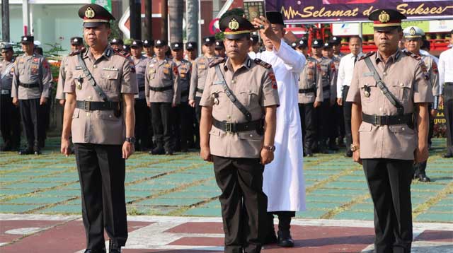 Kapolres Purworejo, AKBP Andry Agustiano melantik 3 Pejabat Baru