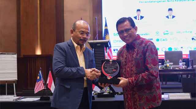 Restuardy Daud menandatangani MoU tentang Percepatan Penyediaan Rumah bagi Masyarakat Berpenghasilan Rendah