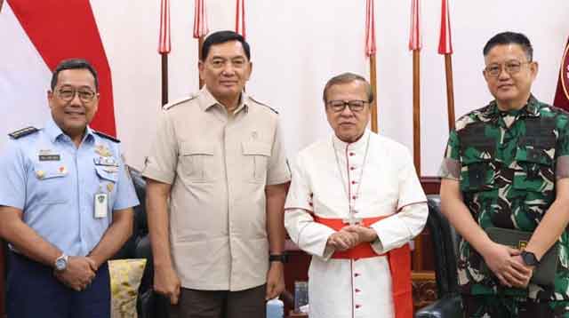 Pertemuan Menteri Pertahanan Sjafrie Sjamsoeddin dengan Uskup Agung Jakarta Kardinal Ignatius Suharyo