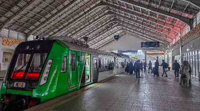 KA Minangkabau Ekspres