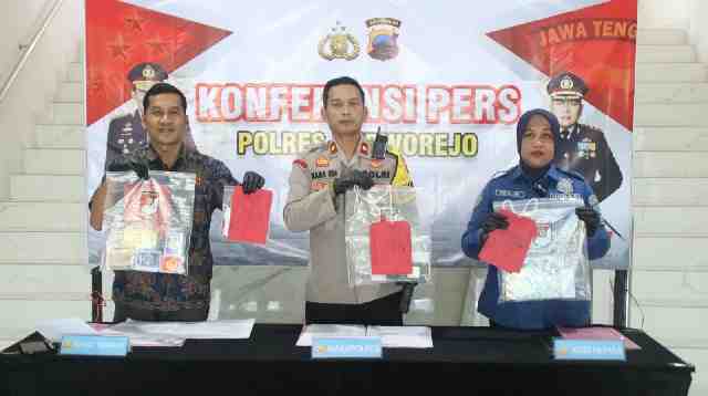 Polres Purworejo menggelar konferensi pers terkait hasil Operasi Penyakit Masyarakat (Pekat) Candi 2026